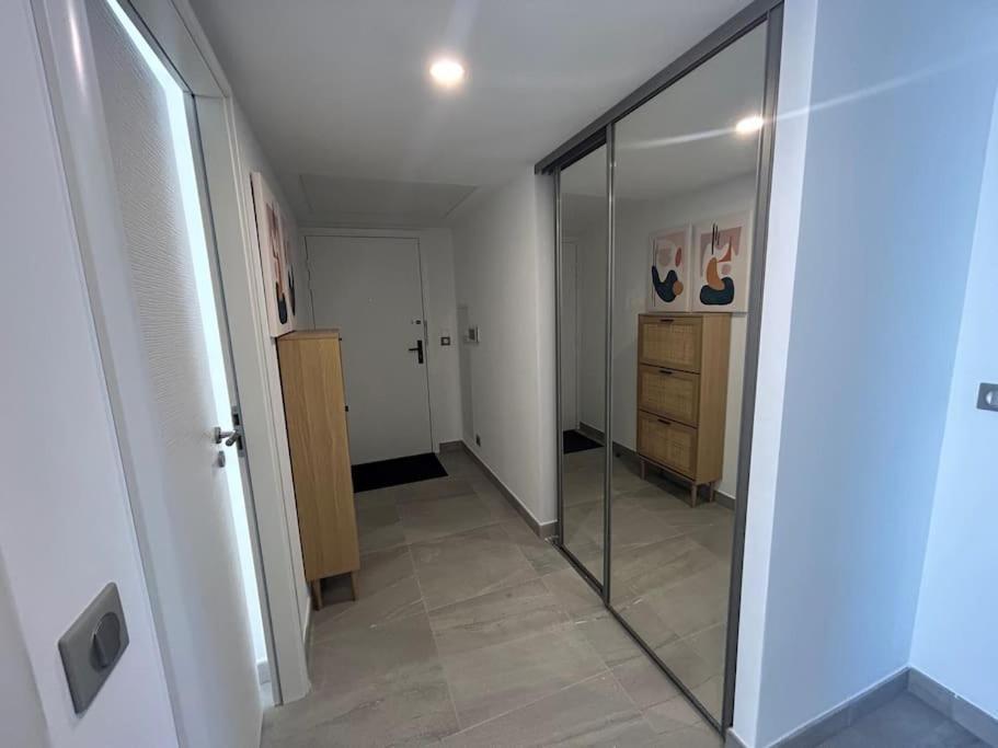 Prestige View 103 Apartment Eze Bagian luar foto